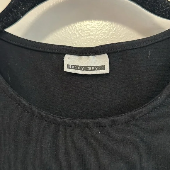 Noisy May Nordstrom sleeveless ruffle bodysuit black s small - Picture 4 of 5